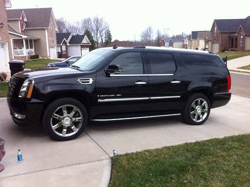 escalade front left SIDEresize.jpg